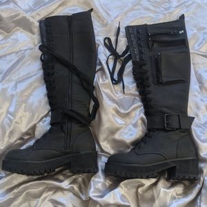 Dolls kill obsidian pocket combat boots